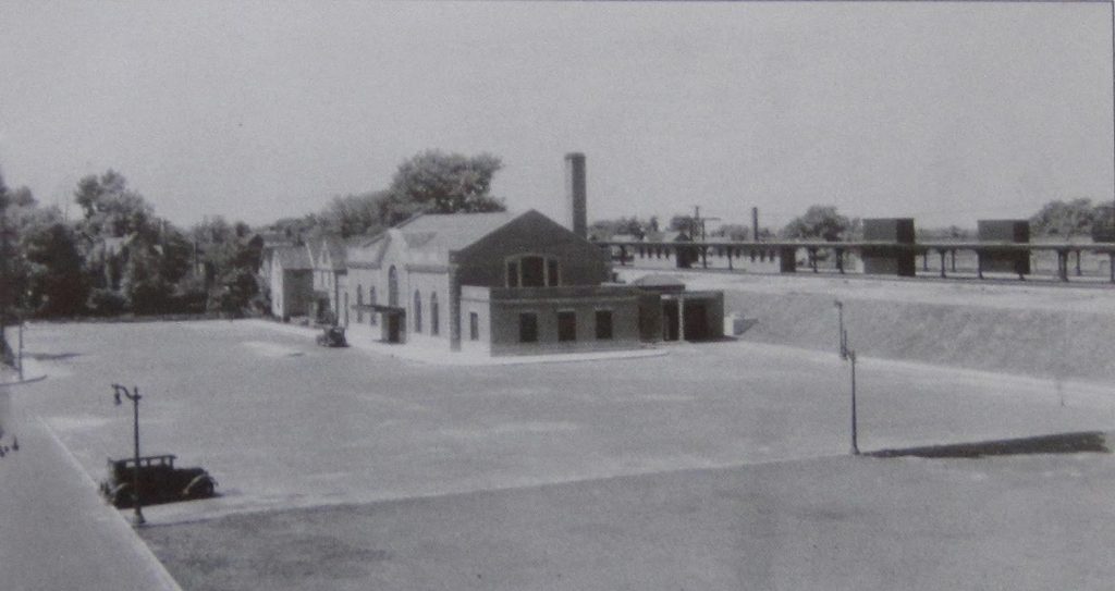 Before 1965, 13231 Euclid Ave. was the East Cleveland railroad passenger station, built as part of the Cleveland Union Terminal project in 1930.