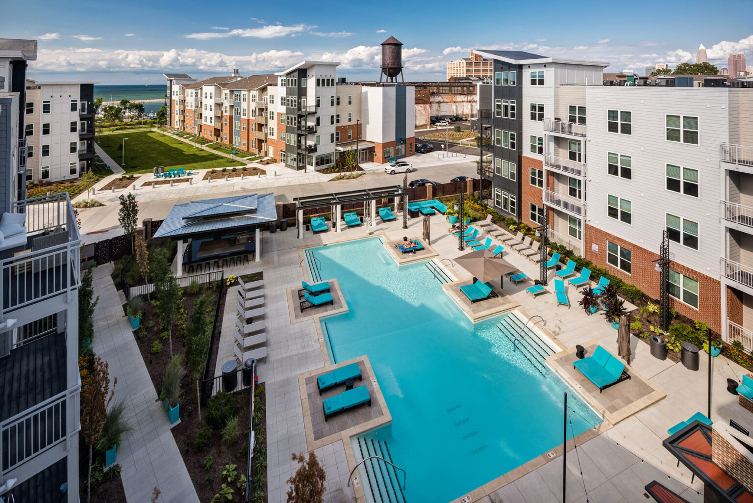 Treo, Edison for sale for different reasons NEOtrans