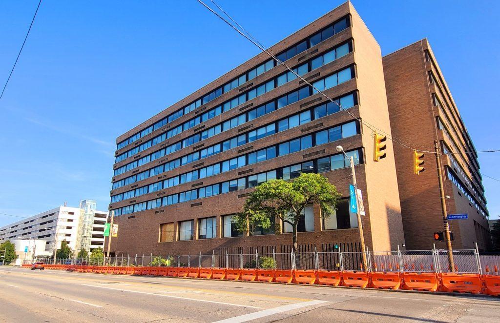 The Cleveland Clinic's P Building surgery center is about to be demolished for the huge new Neuro Building.